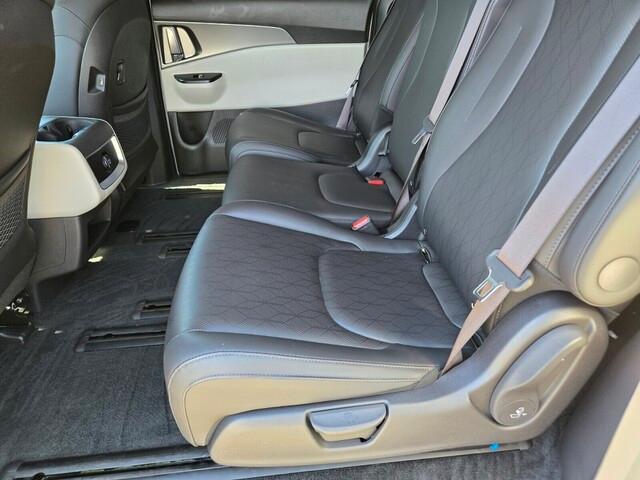 used 2022 Kia Carnival car, priced at $35,990