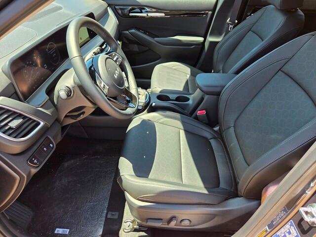 new 2025 Kia Seltos car, priced at $26,544