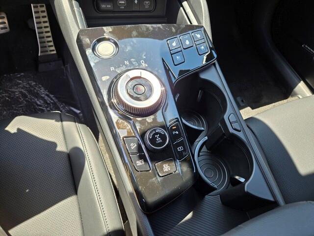 new 2025 Kia Sportage Plug-In Hybrid car, priced at $44,836