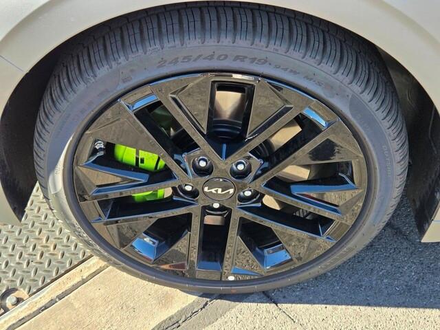 new 2026 Kia K5 car, priced at $38,429