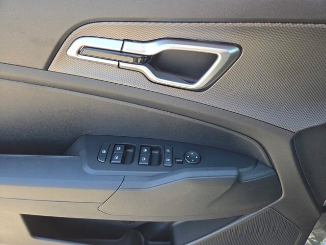 new 2025 Kia Sportage Hybrid car, priced at $29,177