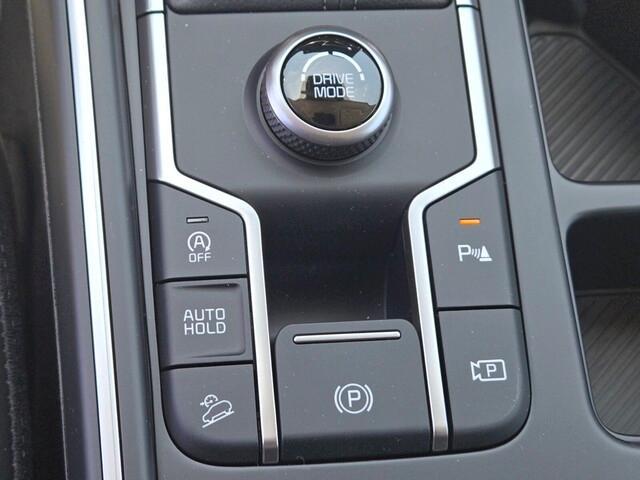 new 2025 Kia Sorento car, priced at $38,402