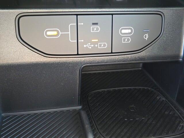 new 2025 Kia Sorento car, priced at $35,750