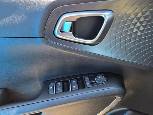 new 2025 Kia Soul car, priced at $25,142