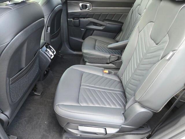new 2025 Kia Sorento car, priced at $44,810