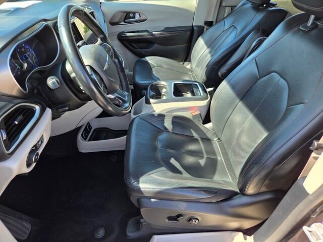 used 2020 Chrysler Pacifica car, priced at $22,200