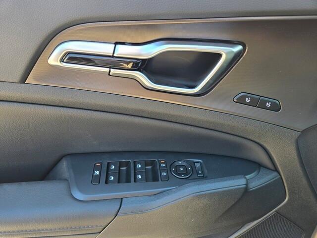 new 2026 Kia Sportage car, priced at $36,633