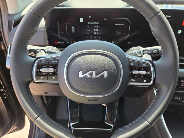 new 2026 Kia Carnival Hybrid car, priced at $48,655