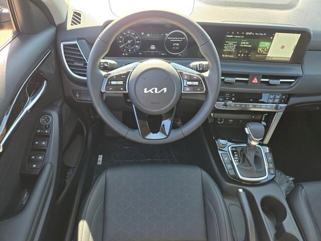 new 2025 Kia Seltos car, priced at $26,379