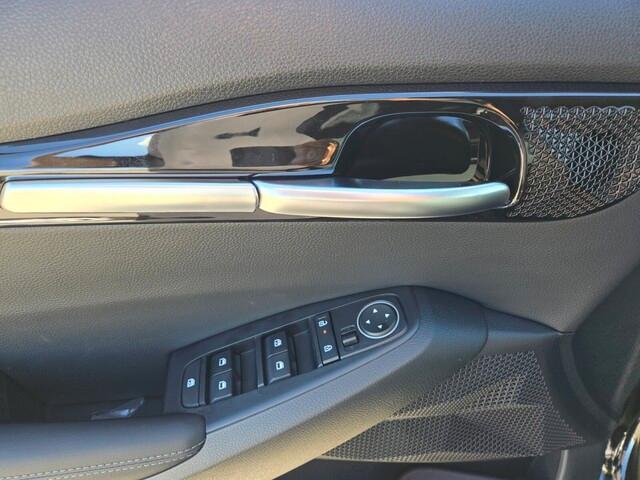 new 2025 Kia Seltos car, priced at $26,379