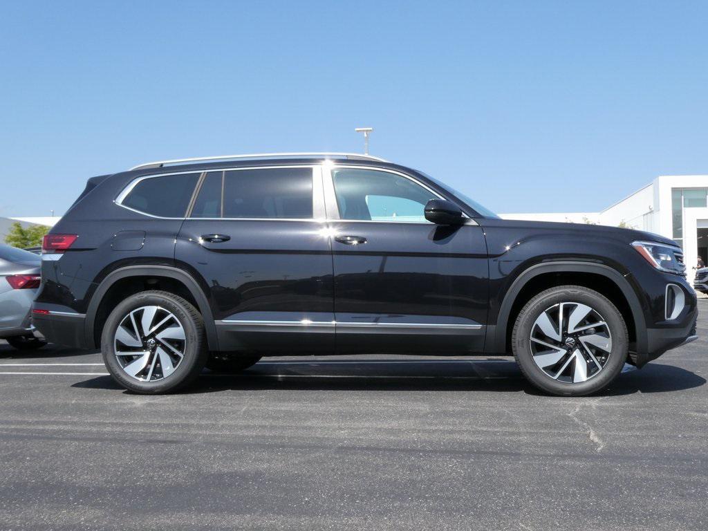 new 2025 Volkswagen Atlas car, priced at $46,335