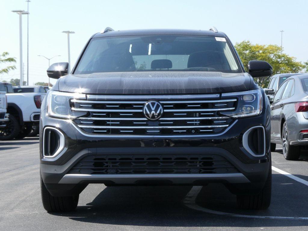 new 2025 Volkswagen Atlas car, priced at $46,335