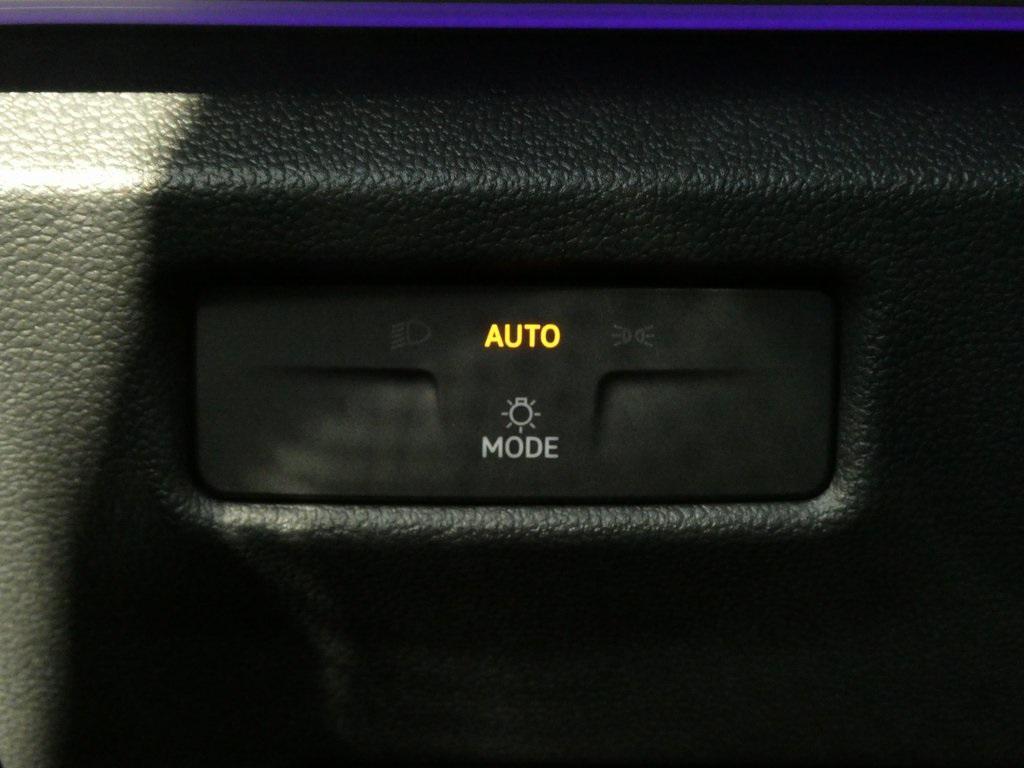 new 2025 Volkswagen Tiguan car, priced at $36,666