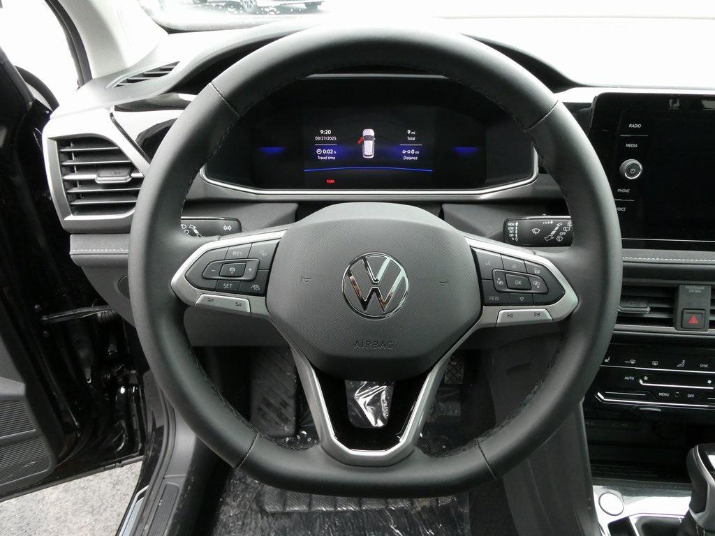 new 2025 Volkswagen Taos car, priced at $33,116