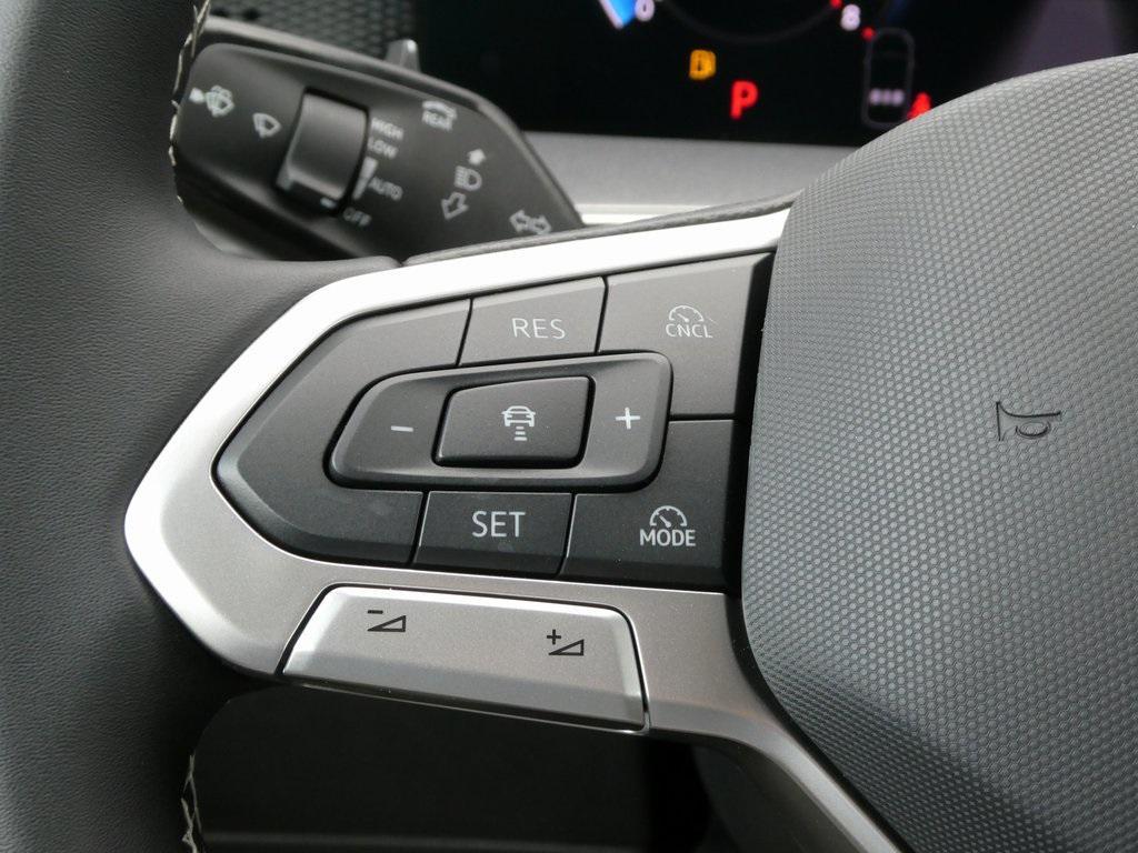 new 2025 Volkswagen Tiguan car, priced at $33,011