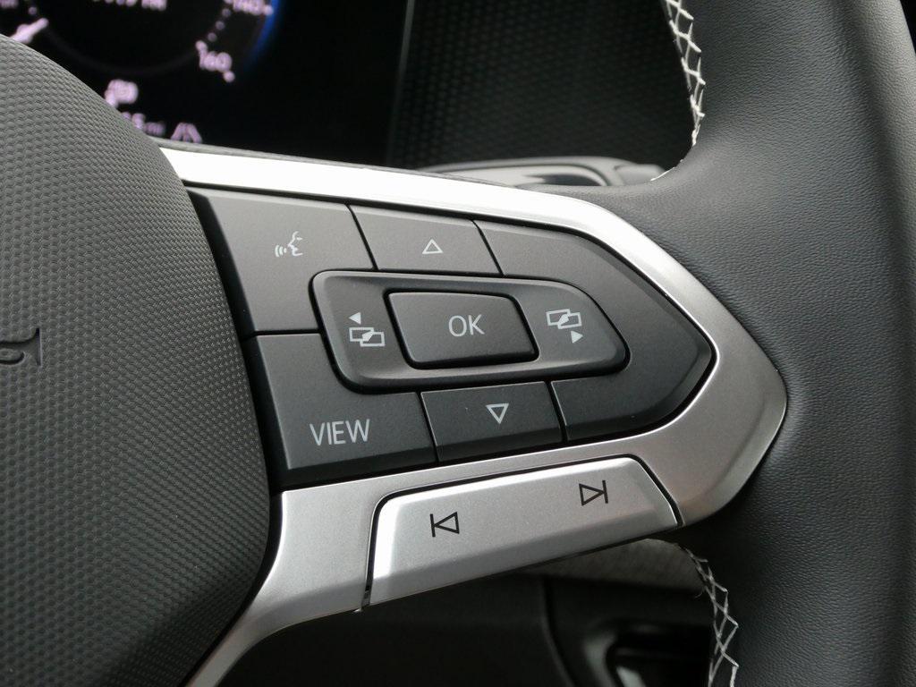 new 2025 Volkswagen Tiguan car, priced at $33,011