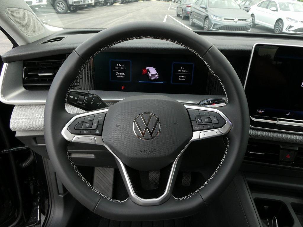 new 2025 Volkswagen Tiguan car, priced at $33,011
