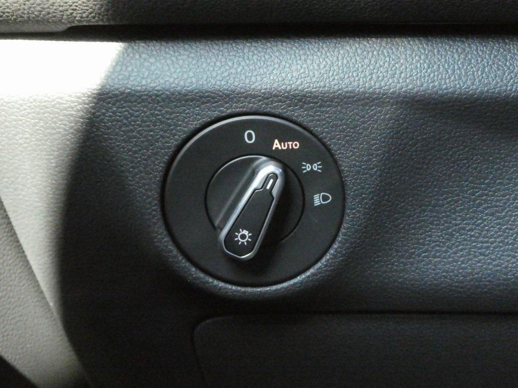 new 2025 Volkswagen Jetta car, priced at $25,916