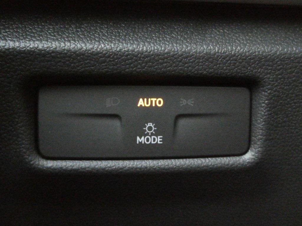 new 2025 Volkswagen Tiguan car, priced at $32,266