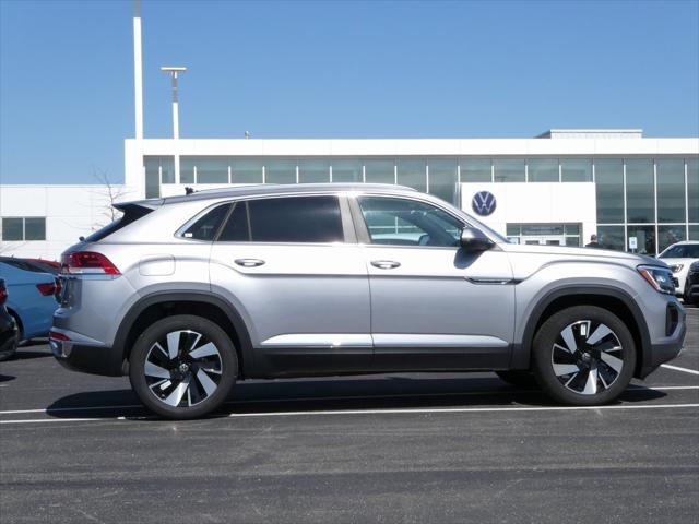 new 2024 Volkswagen Atlas Cross Sport car, priced at $44,349