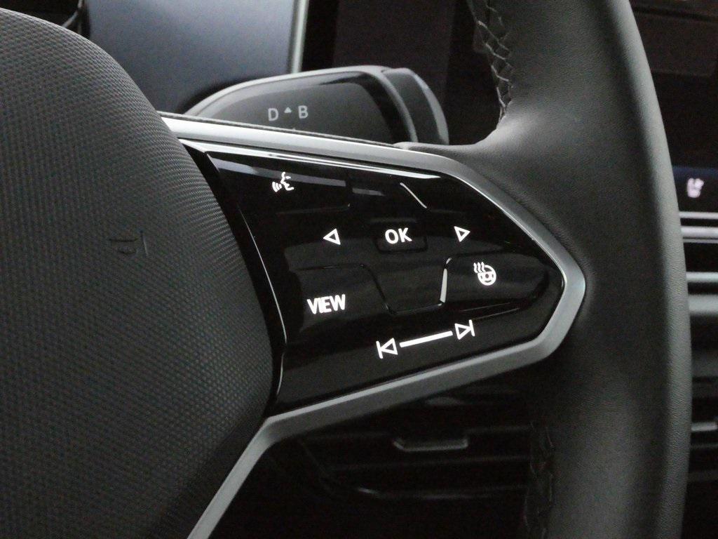 new 2025 Volkswagen ID.4 car, priced at $50,257