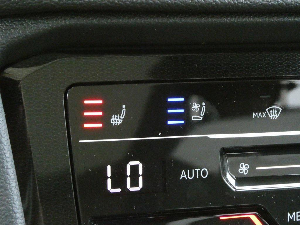 new 2025 Volkswagen Taos car, priced at $37,511