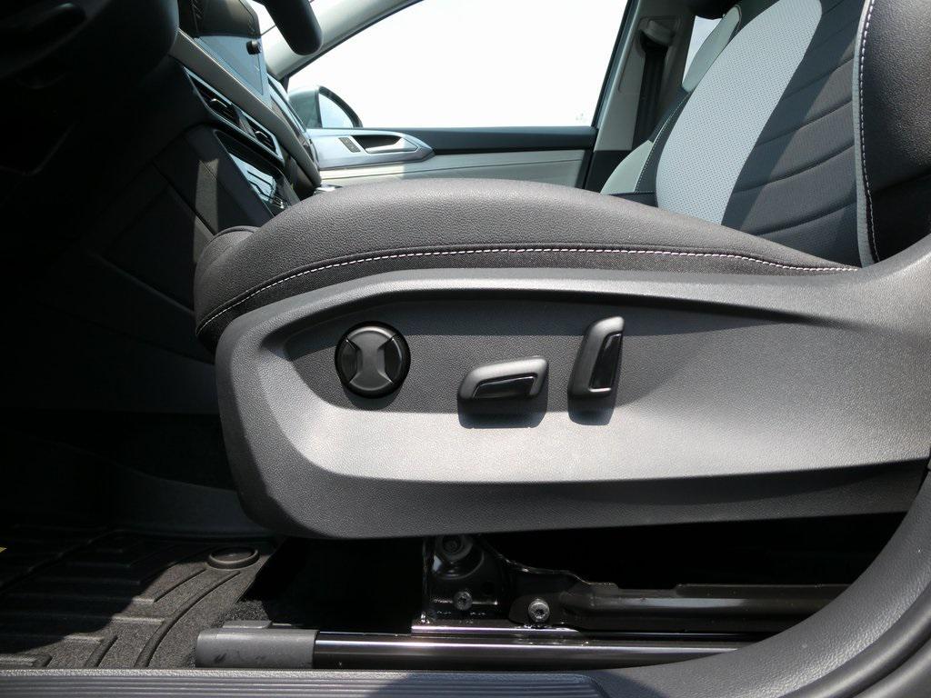 new 2025 Volkswagen Taos car, priced at $37,511