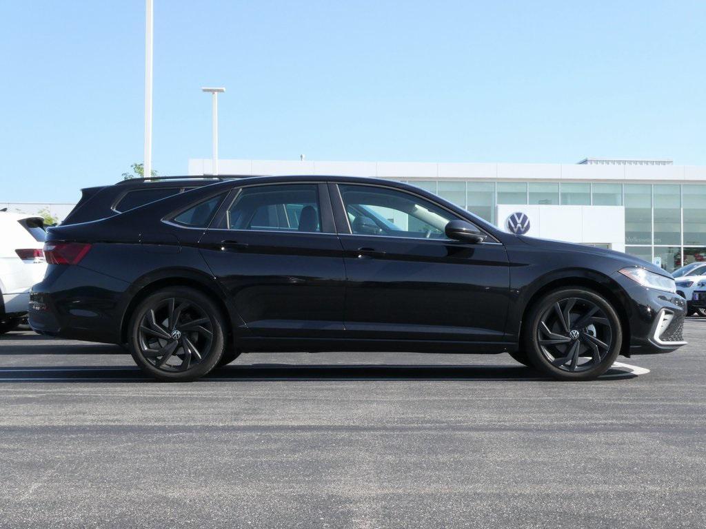 new 2025 Volkswagen Jetta car, priced at $26,612