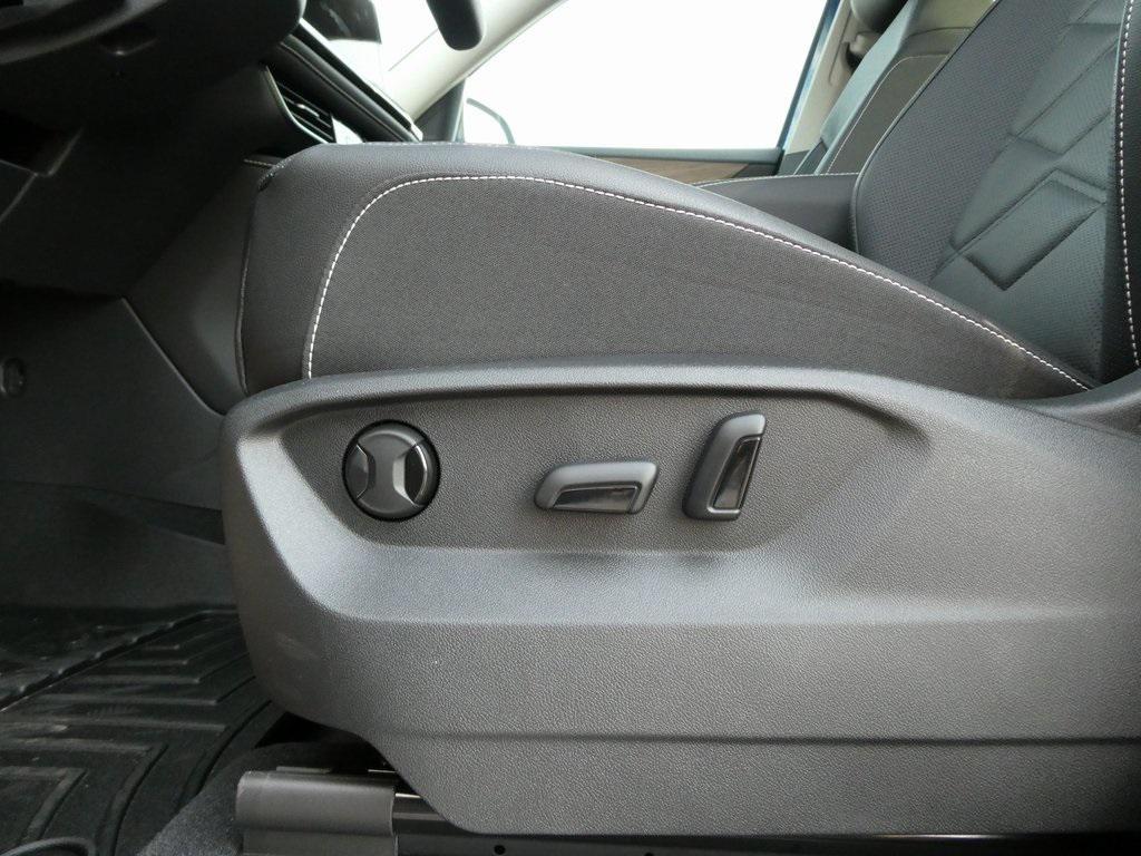 new 2025 Volkswagen Atlas car, priced at $42,975