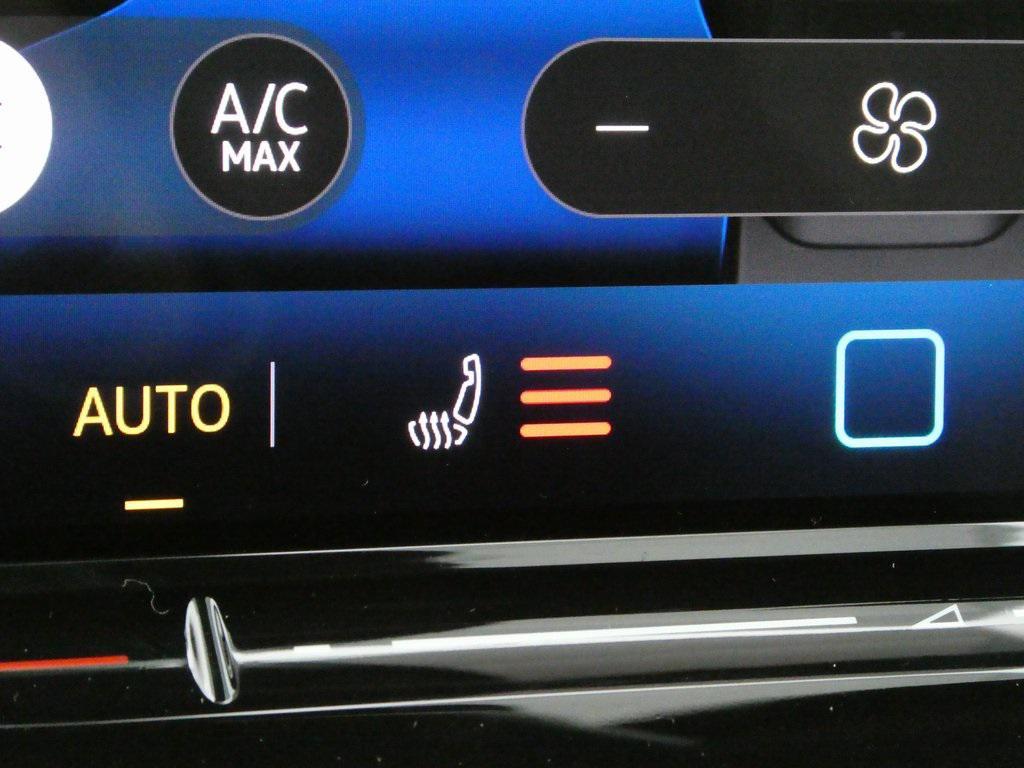 new 2025 Volkswagen ID.4 car, priced at $45,148