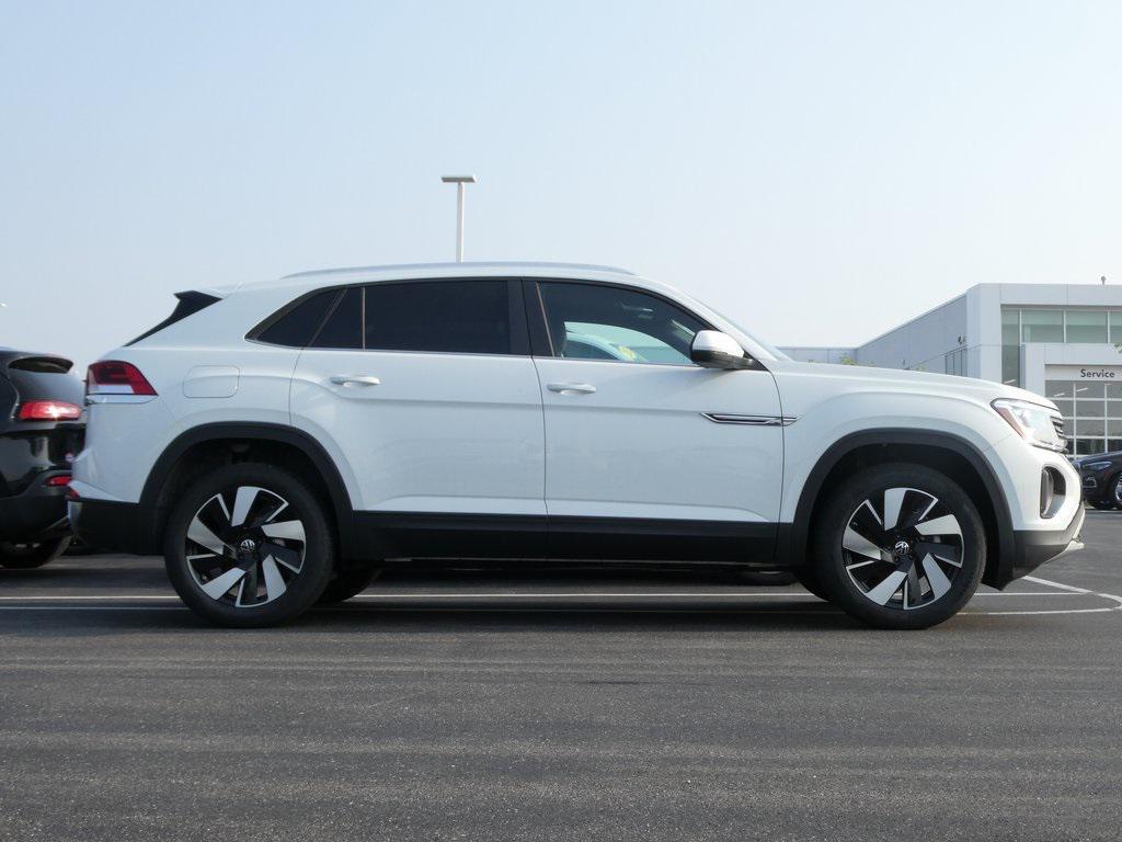 new 2025 Volkswagen Atlas Cross Sport car, priced at $41,559