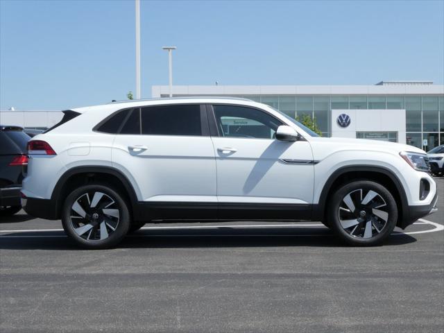 new 2025 Volkswagen Atlas Cross Sport car, priced at $41,559