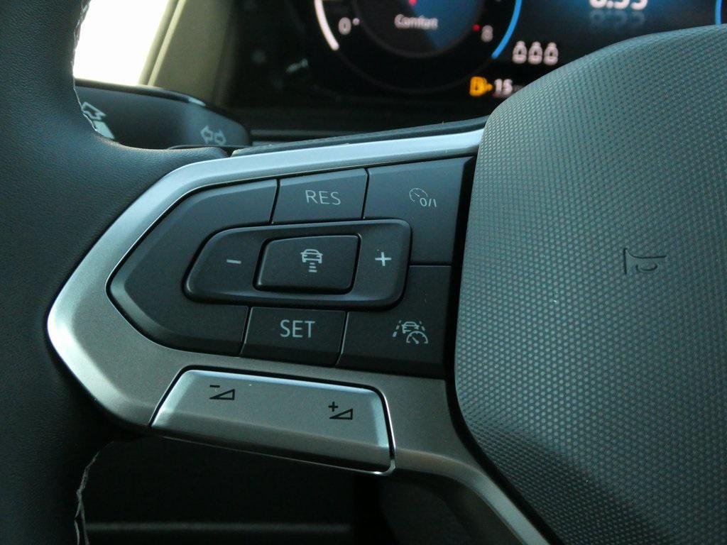 new 2026 Volkswagen Atlas Cross Sport car, priced at $46,906