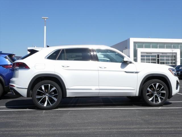 new 2025 Volkswagen Atlas Cross Sport car, priced at $50,699