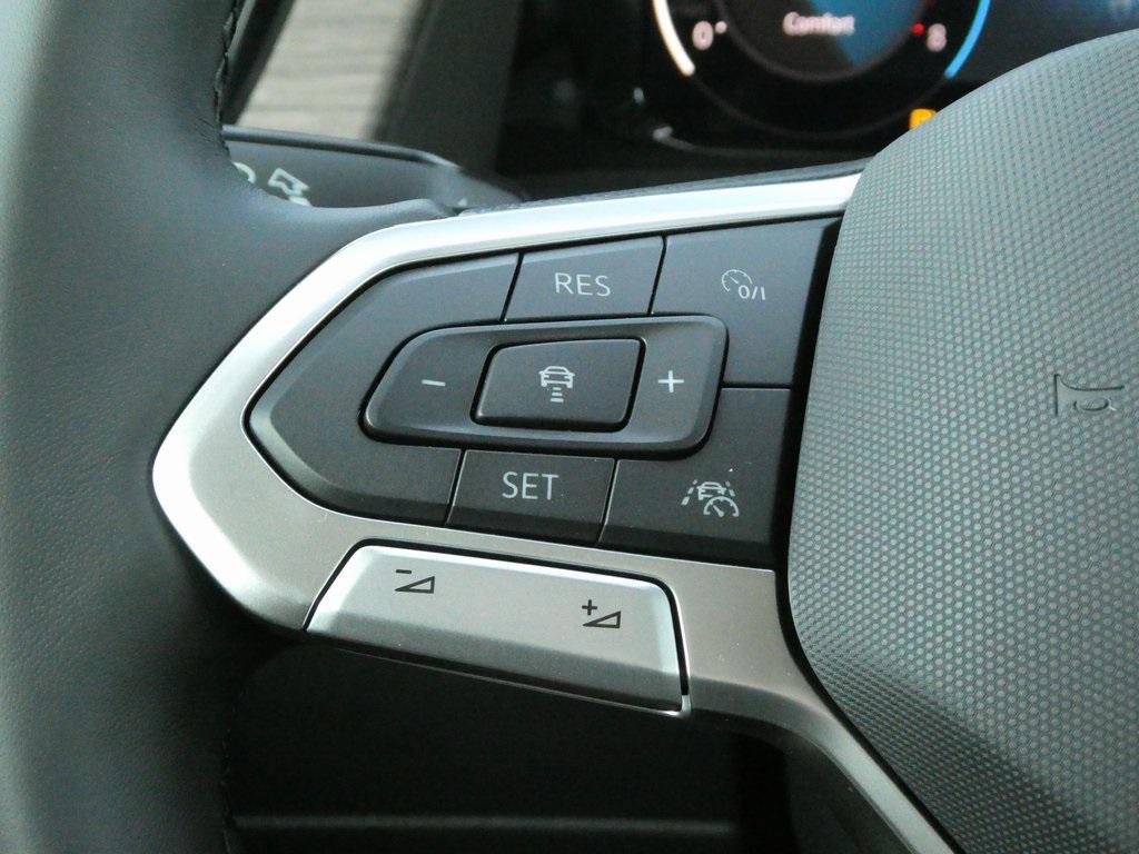 new 2026 Volkswagen Atlas car, priced at $56,136