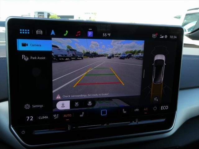 new 2025 Volkswagen ID.4 car, priced at $44,626