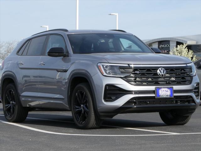 new 2025 Volkswagen Atlas Cross Sport car, priced at $47,012