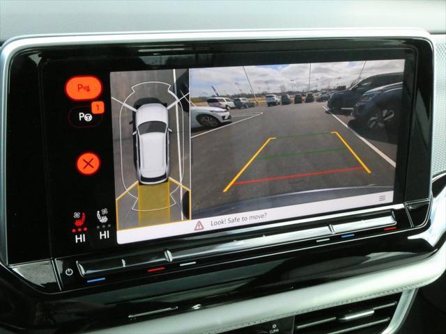 new 2025 Volkswagen Atlas Cross Sport car, priced at $50,262