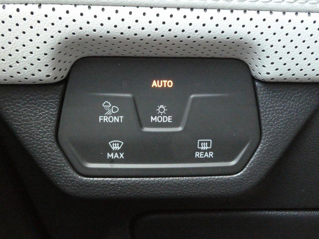 new 2025 Volkswagen Atlas Cross Sport car, priced at $49,762