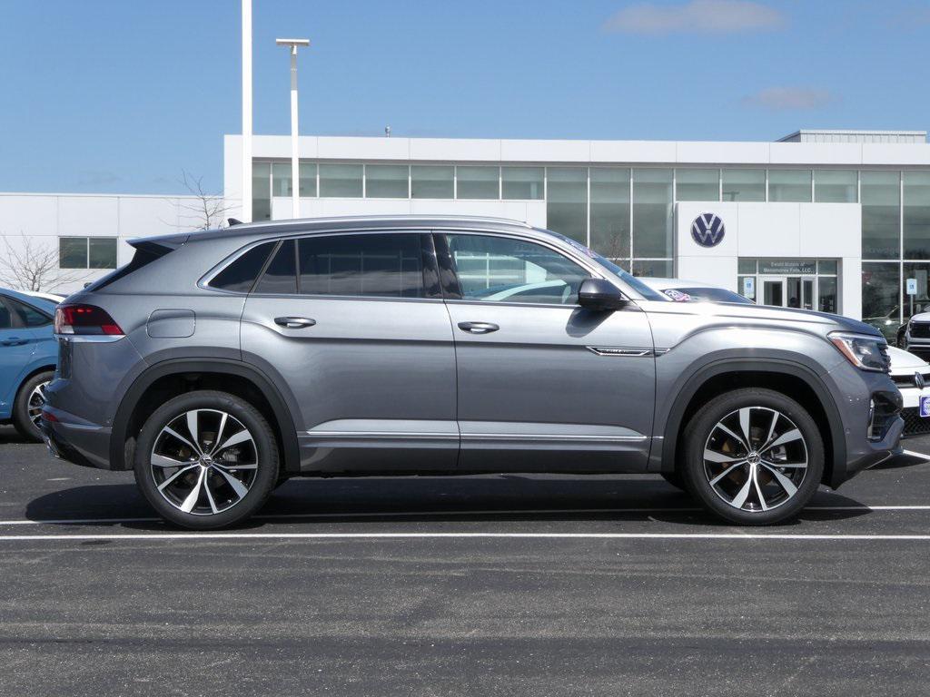 new 2025 Volkswagen Atlas Cross Sport car, priced at $49,762