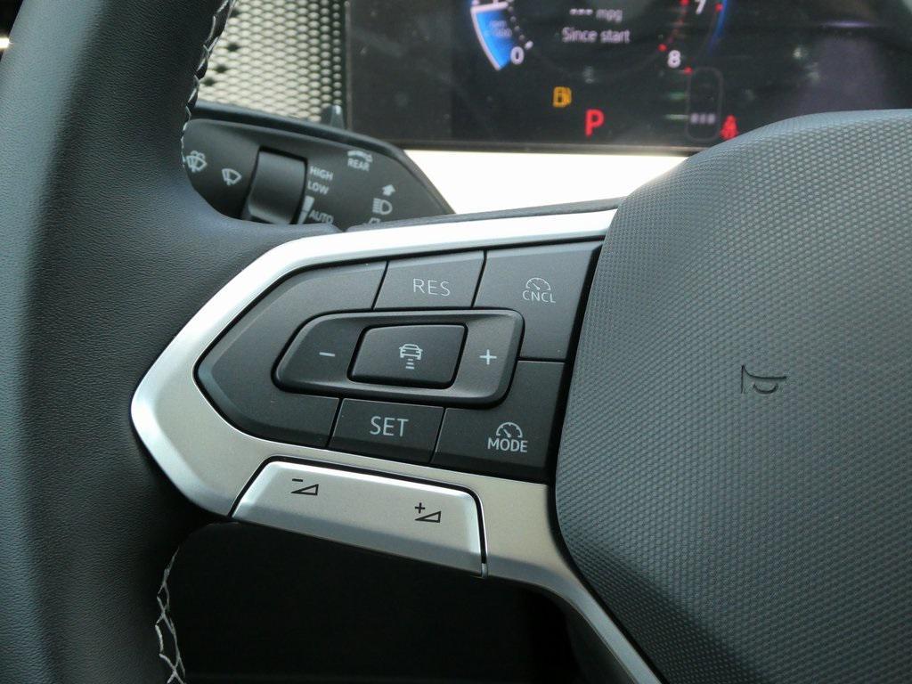 new 2025 Volkswagen Tiguan car, priced at $37,416