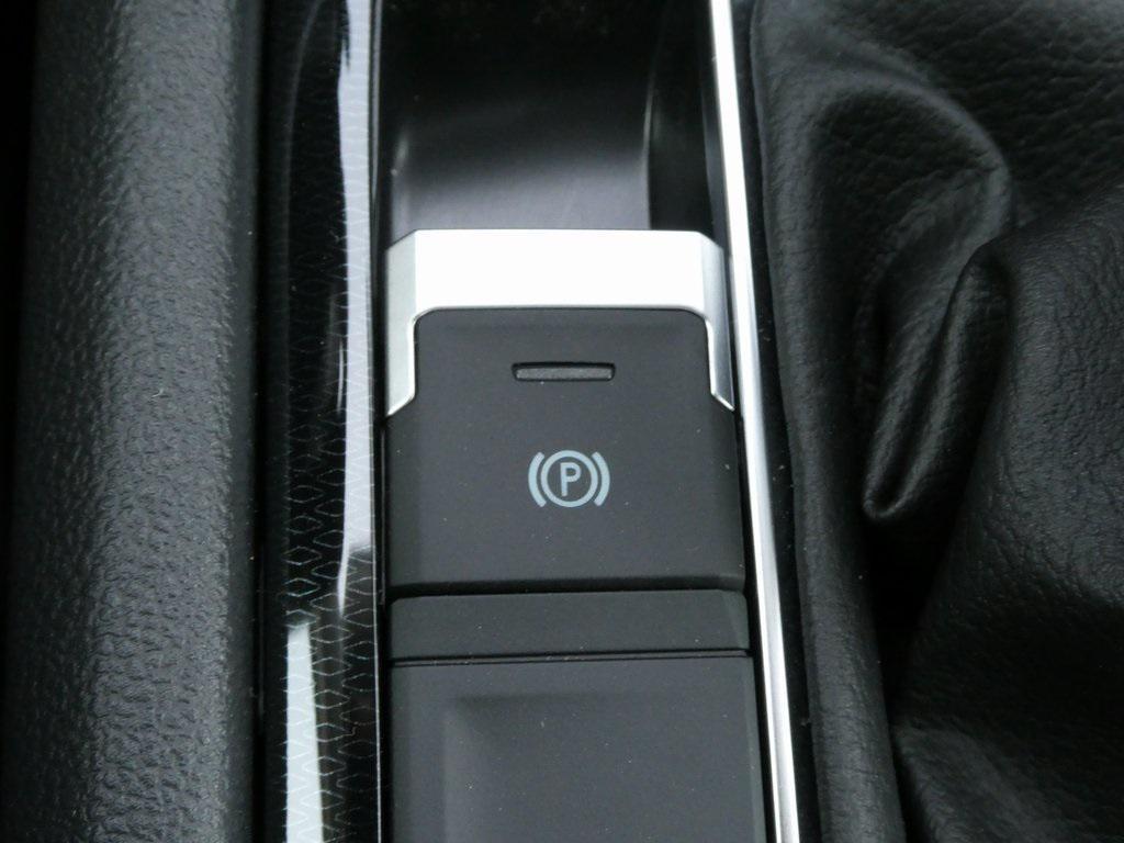 new 2025 Volkswagen Taos car, priced at $33,116