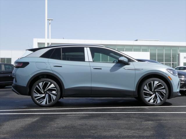 new 2025 Volkswagen ID.4 car, priced at $52,677