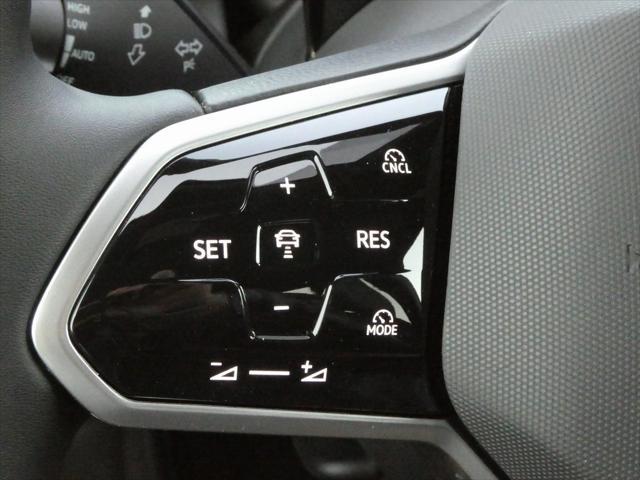 new 2025 Volkswagen ID.4 car, priced at $52,677