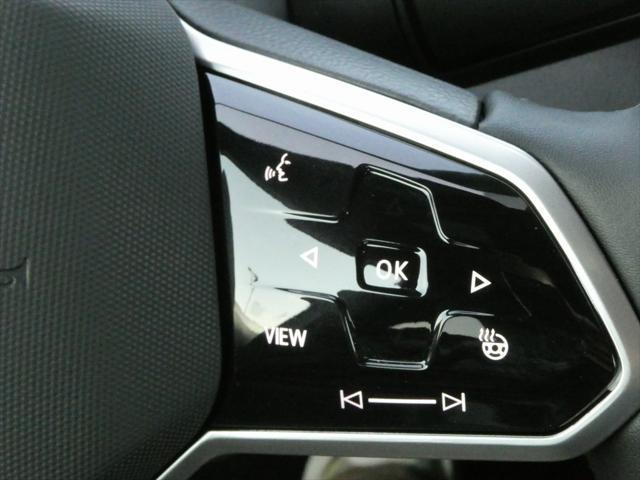 new 2025 Volkswagen ID.4 car, priced at $52,677