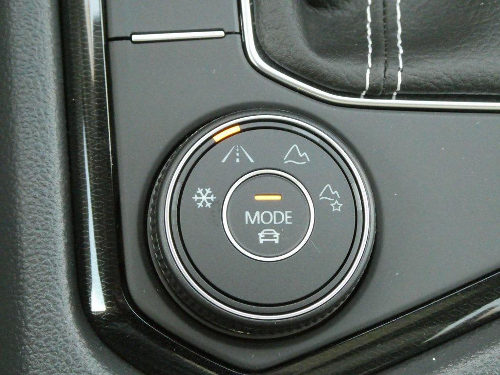 new 2025 Volkswagen Taos car, priced at $32,291