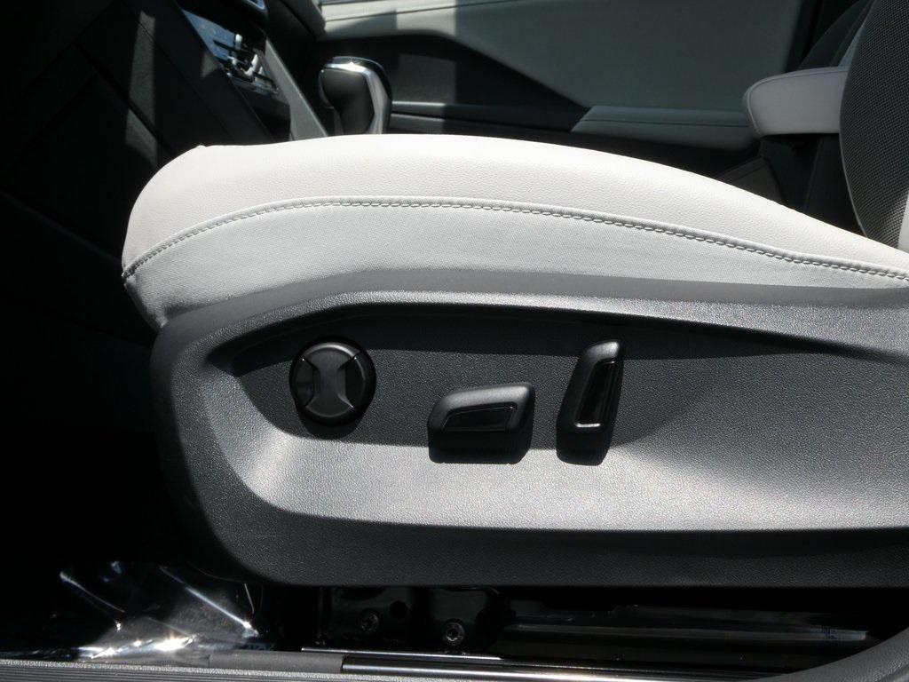 new 2025 Volkswagen Taos car, priced at $32,291