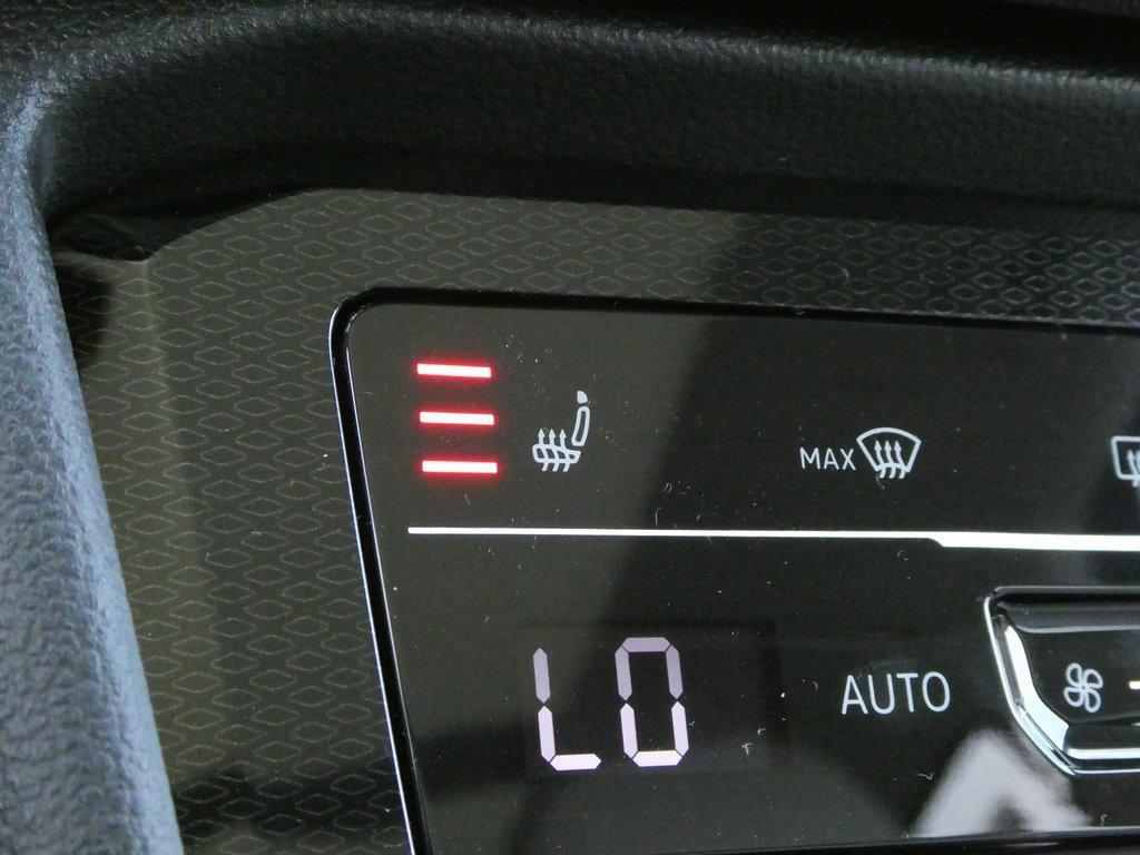 new 2025 Volkswagen Taos car, priced at $32,291