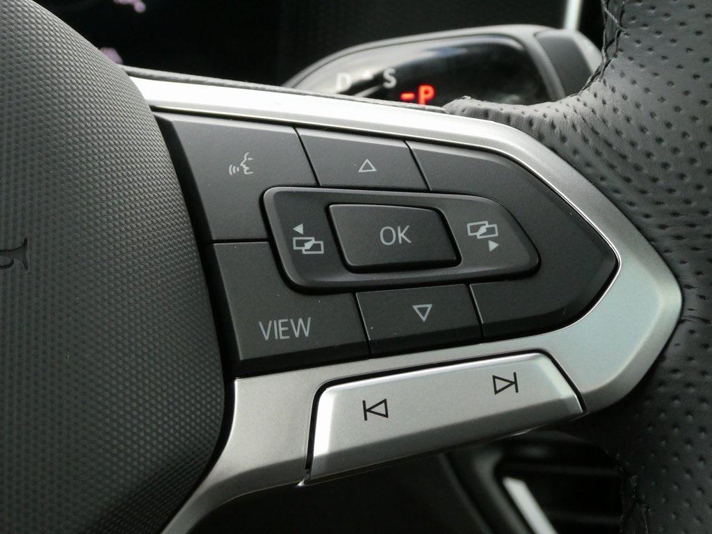 new 2025 Volkswagen Tiguan car, priced at $39,476