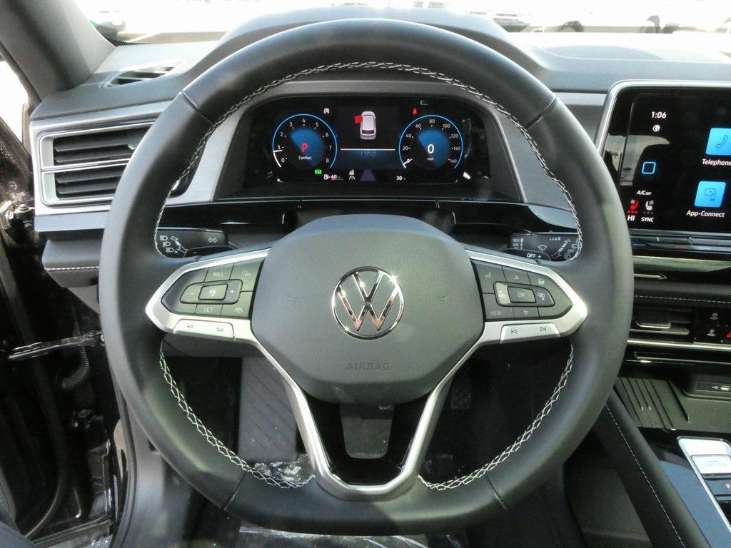 new 2025 Volkswagen Atlas Cross Sport car, priced at $43,103
